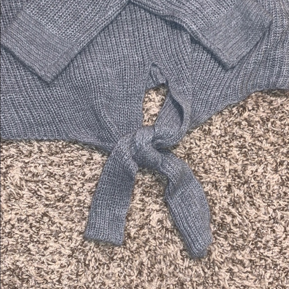 Universal Thread Sweater - Picture 3 of 3
